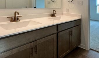 182 Peeps Ct, Adkins, TX 78101