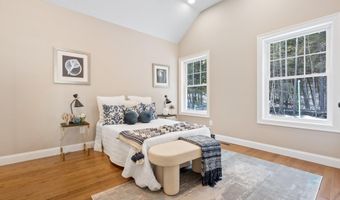 3 Renee Dr, Amherst, NH 03031