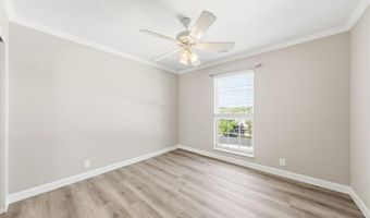 1445 Whispering Creek Dr J, Ballwin, MO 63021