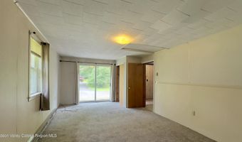13 Birk St, Acra, NY 12405