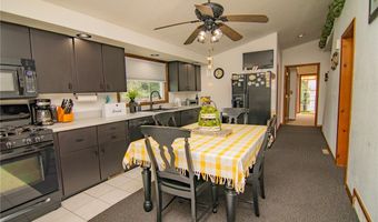 218 High St, Amsterdam, OH 43903