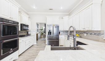 9151 Bridle Trails Dr, Amarillo, TX 79119
