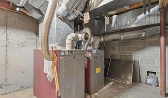 95 Hitching Post Ln, Bedford, NH 03110