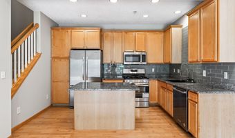 15589 Dwellers Way 1003, Apple Valley, MN 55124
