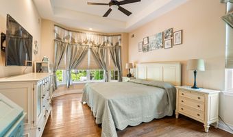 11 Jumping Brook Ln, Barnegat, NJ 08005