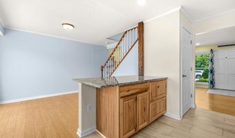 5013 AMERICANA Dr, Annandale, VA 22003