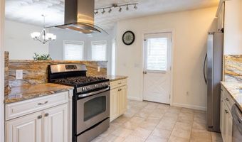34 Shore Rd, East Providence, RI 02915