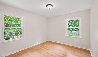 159 Charlotte Pl, Advance, NC 27006