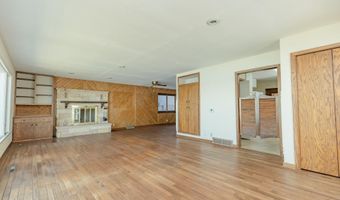 164 Park Pl, Arnolds Park, IA 51331