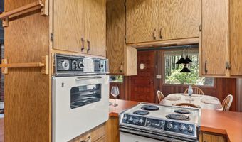55482 DELTA Rd, Blue River, OR 97413