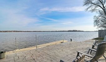 26048 W Forest Ave, Antioch, IL 60002