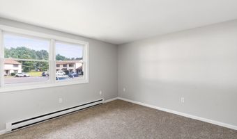 742 Daniel Shays Hwy 1F, Athol, MA 01331