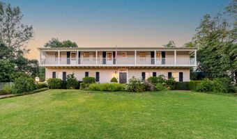 2051 Mendocino Ln, Altadena, CA 91001