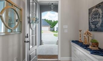 37 Crowder Dr, Benton, LA 71006