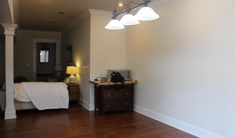 120 Cotton St, Belle Chasse, LA 70037