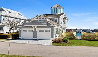 19 Defenders Row, Newport, RI 02840