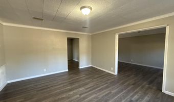 32 Slate St, Atmore, AL 36502