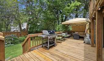 1116 N ROOSEVELT St N, Arlington, VA 22205