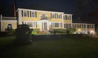 21 Greybirch Rd, Andover, MA 01810