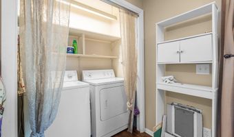 905 Dublin Ln, Angola, IN 46703