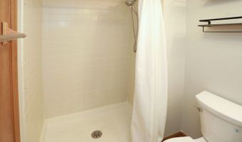 910 S Vista Dr, Algonquin, IL 60102