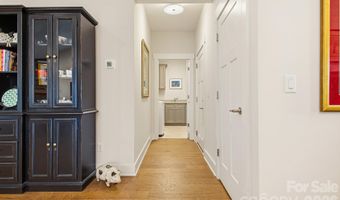 2 Lifestyle Ct, Arden, NC 28704