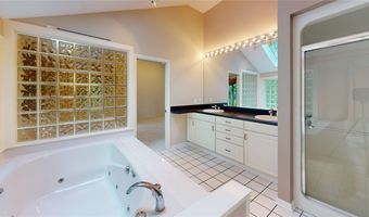 6051 SADDLEHORN Dr, Erie, PA 16506