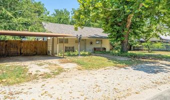 207 N Oneil St, Alvord, TX 76225