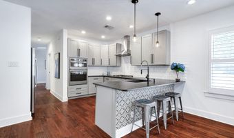 118 Routt St, Alamo Heights, TX 78209