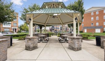 23530 BELVOIR WOODS Ter, Ashburn, VA 20148