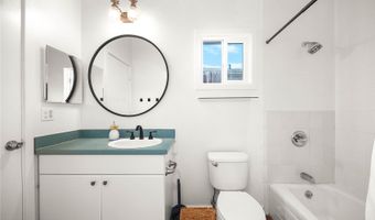 1436 Aalapapa Dr, Kailua, HI 96734