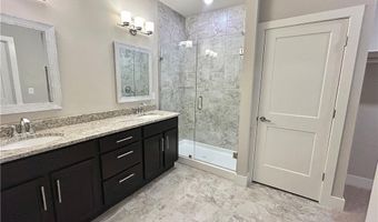 1001 NE Heights Ln, Bentonville, AR 72712