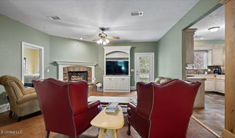 161 Goshen Springs Ln, Brandon, MS 39047