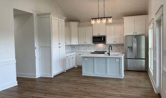 5067 Nebraska St, Bay St. Louis, MS 39520