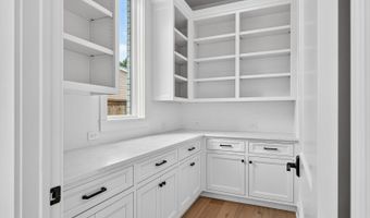 255 CLAYWELL Dr, Alamo Heights, TX 78209