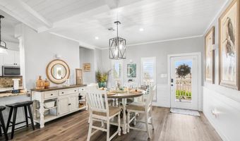 104 Bay Hbr, Aransas Pass, TX 78336