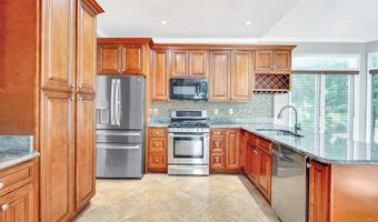 21102 RAINTREE Ct, Ashburn, VA 20147