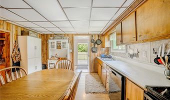 27 Locust St, Alverda, PA 15710