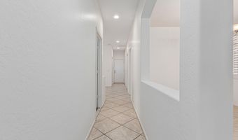 162 W RAVEN Dr, Chandler, AZ 85286