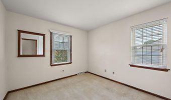 8 SIGNAL HILL Dr, Hockessin, DE 19707