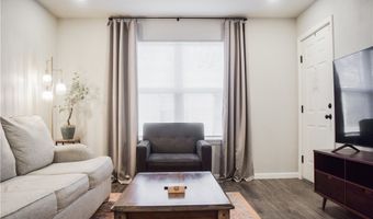 1306 SE C St, Bentonville, AR 72712