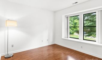 111 Cimarron Dr, Asheville, NC 28803