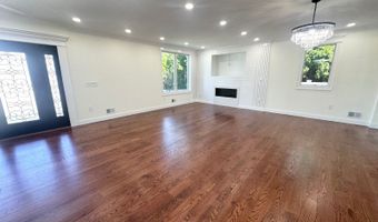 701 13th Ave, Belmar, NJ 07719