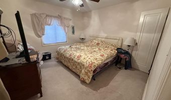 627 1st St, Nashwauk, MN 55769