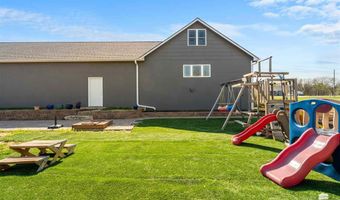 3673 Stewart Farm Rd, Wamego, KS 66547