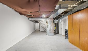 2913 E BALTIMORE St, Baltimore, MD 21224