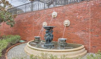 142 Brindle Ln, Alpharetta, GA 30009