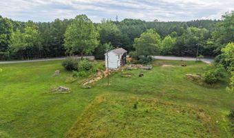 287 Merritt Ln, Altavista, VA 24517