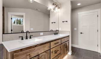 912 SE 35TH St, Battle Ground, WA 98604