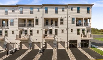 19719 MISTY MOSS Sq 1, Ashburn, VA 20147